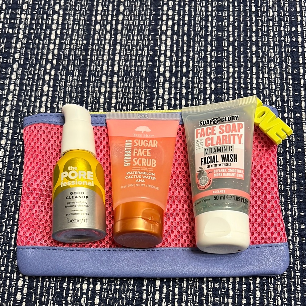 Ipsy glam bag, Benefit, Soap & Glory, Tree Hut